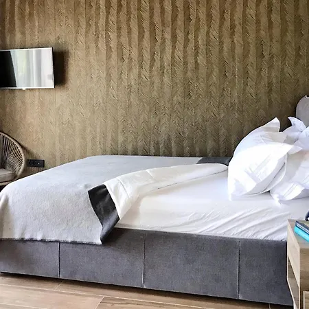 Zarra Holiday home